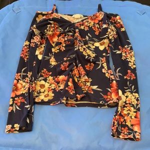 5 for$30 Long sleeve floral shirt